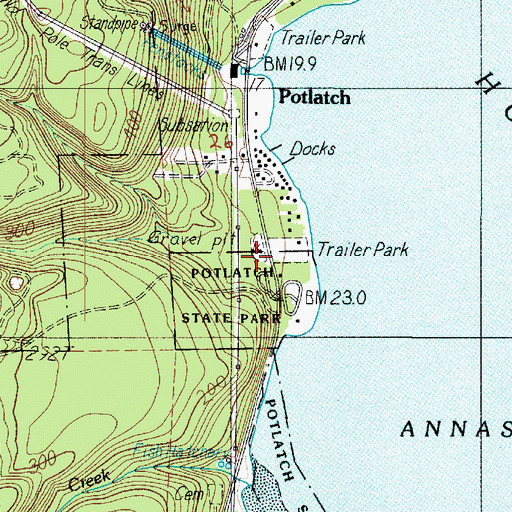 Topographic Map of Minerva Beach Mobile Village Resort, WA
