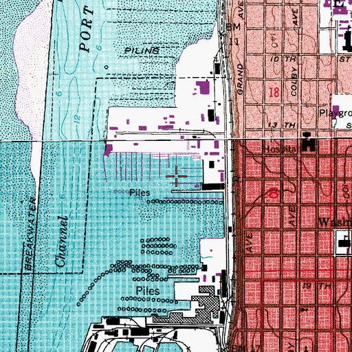 Topographic Map of Everett Shipyard Piers, WA