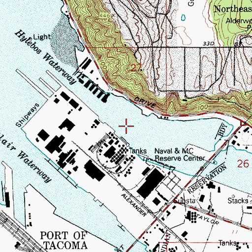 Topographic Map of Chinook Landing Marina, WA