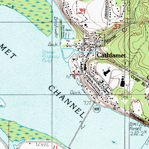 Topographic Map of Cathlamet Town Hall, WA