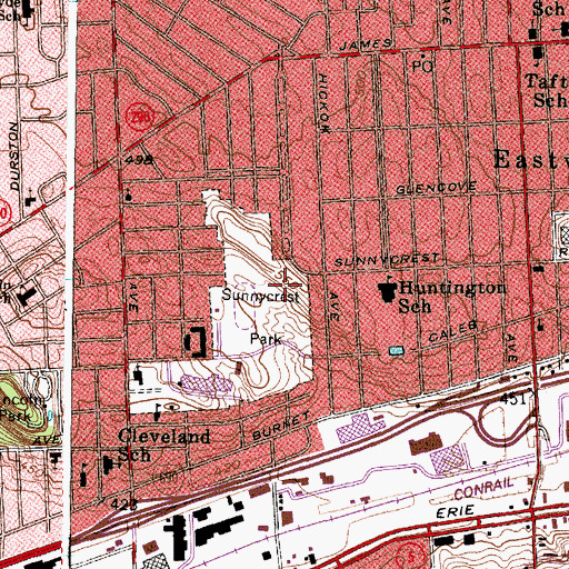 Topographic Map of Sunnycrest Park Golf Course, NY