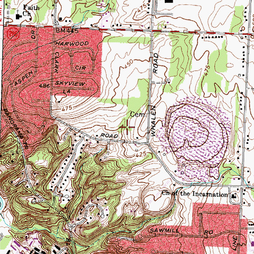 Topographic Map of Shadow Pines Country Club, NY