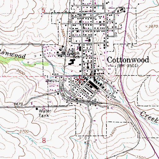 Topographic Map of Cottonwood Volunteer Fire Department, ID