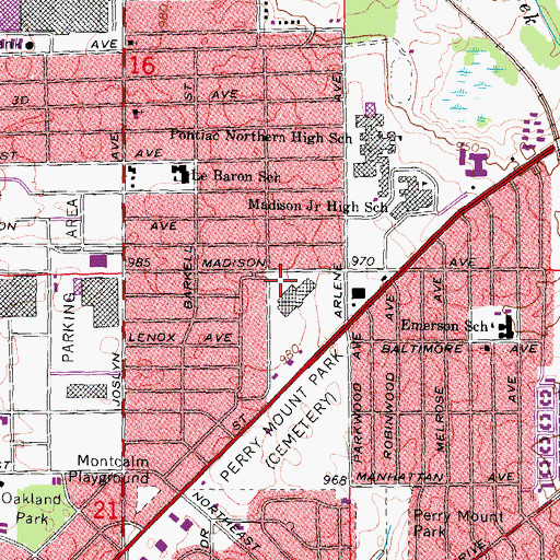 Topographic Map of Pontiac Fire Department Station 4, MI