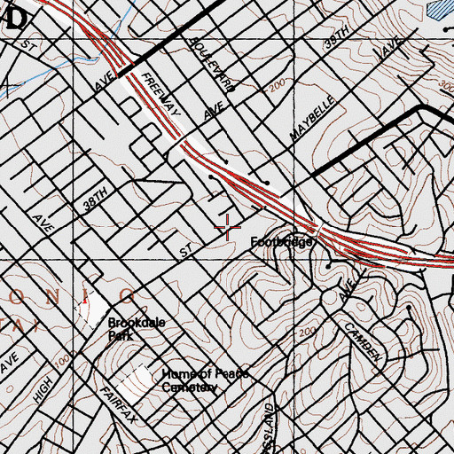 Topographic Map of Oakland Fire Department Station 17, CA