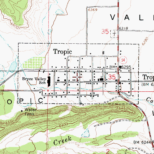 Topographic Map of Tropic Volunteer Fire Department, UT