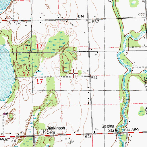 Topographic Map of Oak Shores Resort Campground, MI