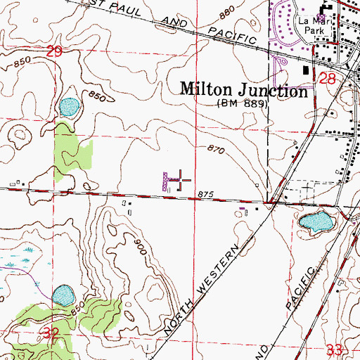 Topographic Map of Riesterer Farms, WI