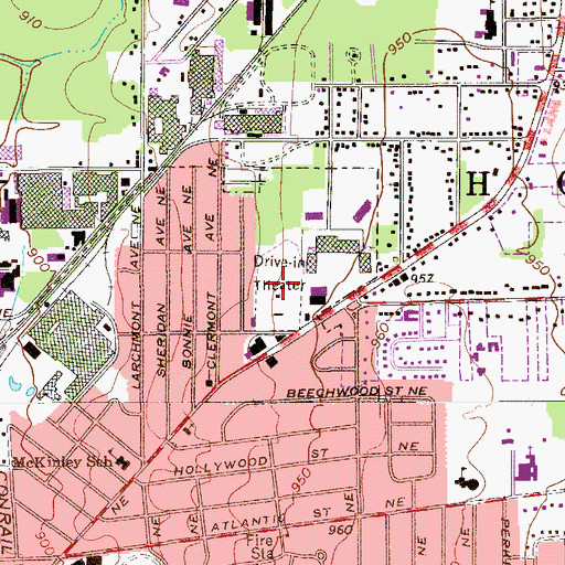 Topographic Map of Elm Road Triple Drive In Theatre, OH