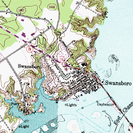 Topographic Map of Swansboro Fire Department, NC