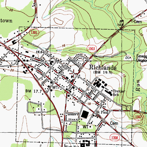 Topographic Map of Richlands Volunteer Fire Department, NC