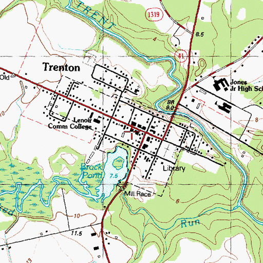 Topographic Map of Trenton Volunteer Fire Department, NC