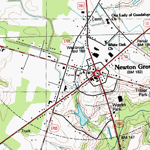 Topographic Map of Newton Grove Volunteer Fire Department, NC