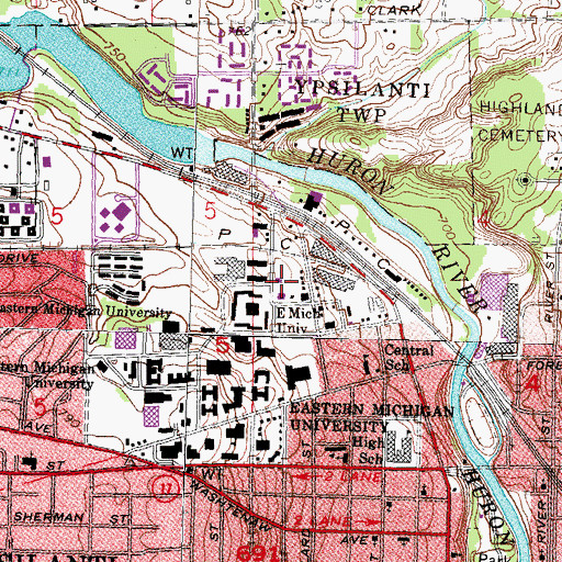 Topographic Map of Cross and Resurrection Lutheran Church, MI