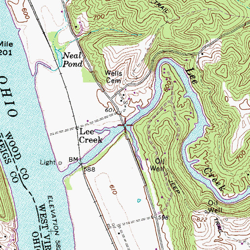 Topographic Map of Robin Hood Road Bridge, WV