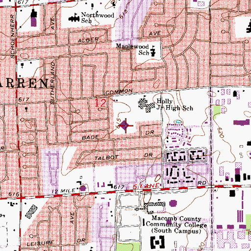 Topographic Map of Pinewood Elementary School, MI