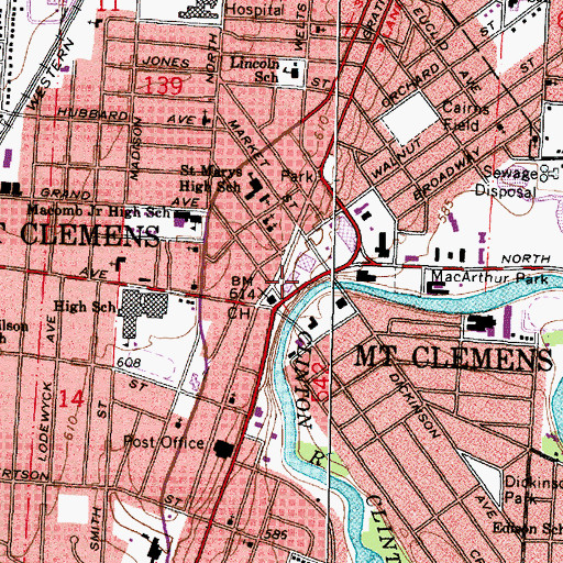 Topographic Map of Macomb County Courthouse, MI