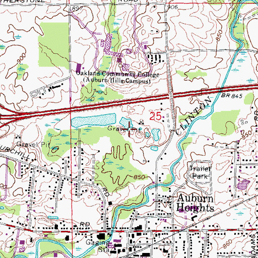 Topographic Map of Oakland Estates Mobile Home Park, MI