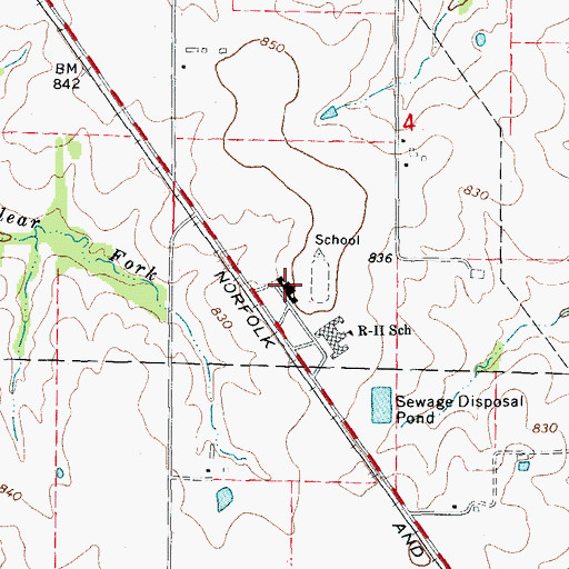 Topographic Map of Montgomery County Middle School, MO