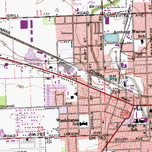 Topographic Map of Crow's Trailer Court, OH