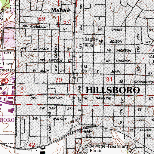 Topographic Map of Hillsboro City Hall, OR