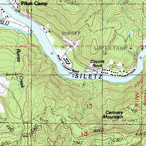 Topographic Map of Coyote Rock RV Park Boat Ramp, OR