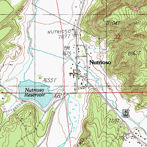 Topographic Map of Nutrioso Post Office, AZ