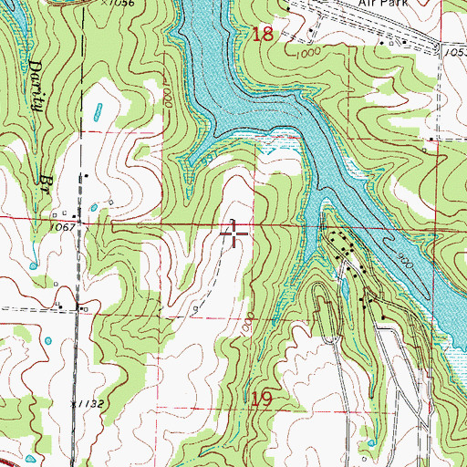 Topographic Map of Eagles Nest Airport, MO
