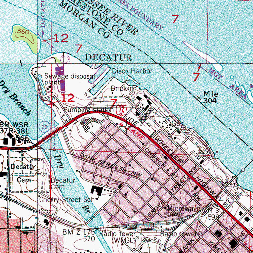 Topographic Map of Decatur Fire and Rescue Station 2, AL