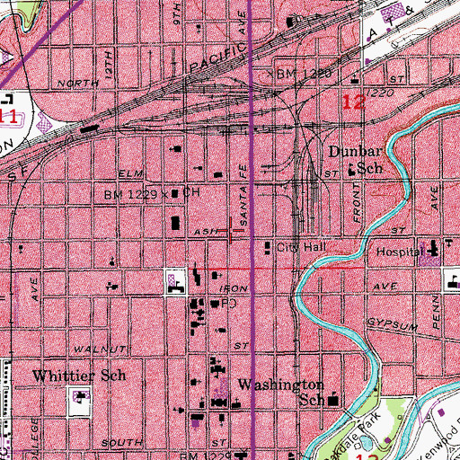 Topographic Map of Salina Area Chamber of Commerce, KS