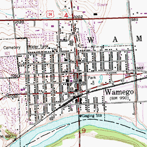 Topographic Map of Wamego Chamber of Commerce, KS