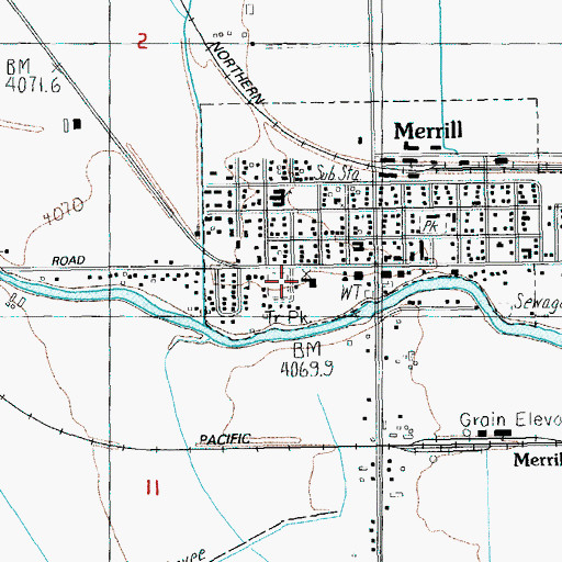 Topographic Map of Klamath County Library Merrill Branch, OR