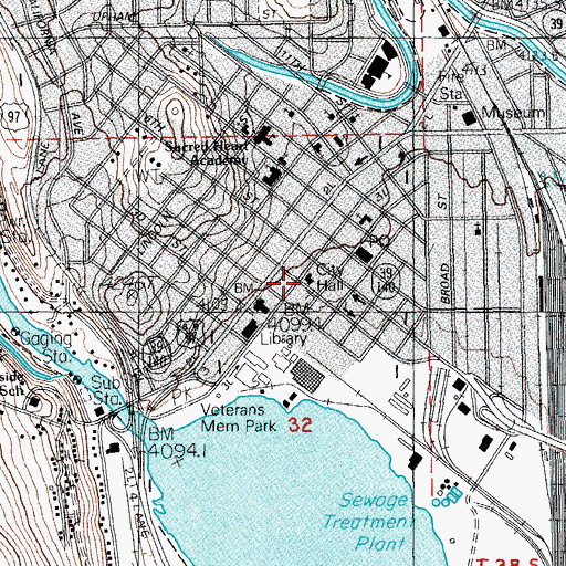 Topographic Map of Klamath Falls Municipal Court, OR