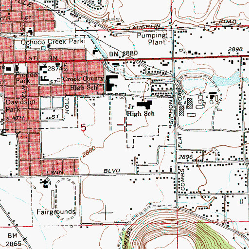 Topographic Map of Ward Rhoden Stadium, OR