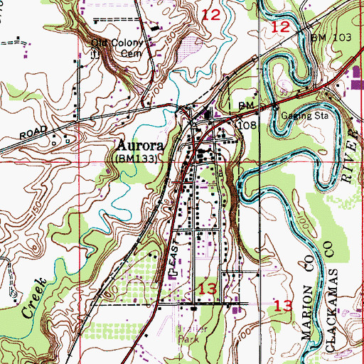 Topographic Map of Aurora City Hall, OR