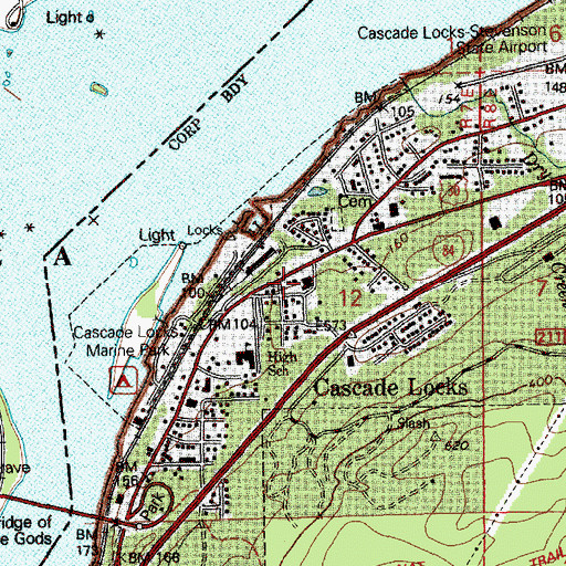 Topographic Map of Cascade Locks Municipal Court, OR