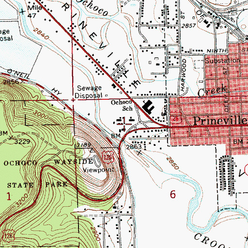 Topographic Map of Cascades East Transit Prineville Park and Ride, OR