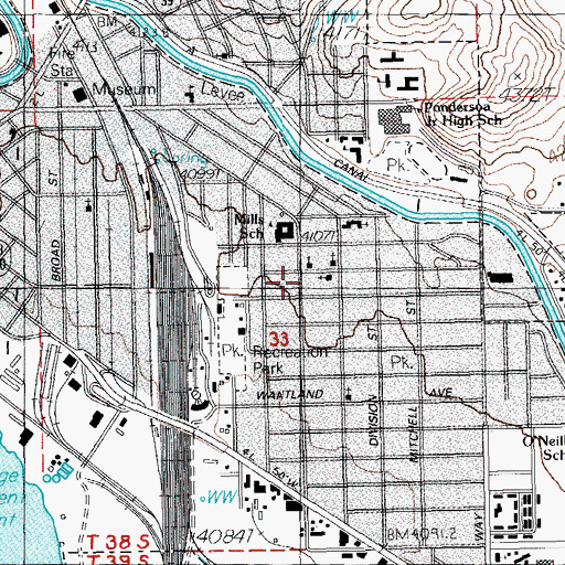 Topographic Map of Children's Museum of Klamath Falls, OR