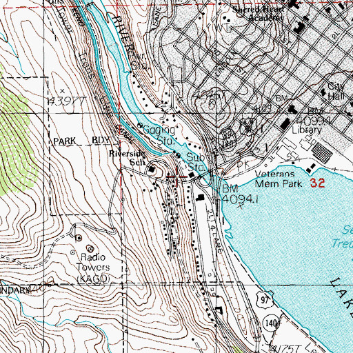Topographic Map of Favell Museum, OR