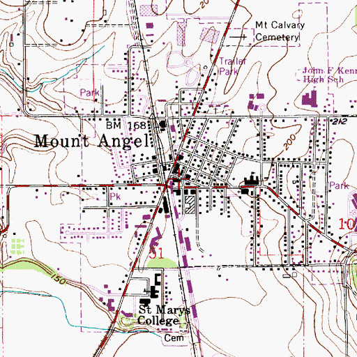 Topographic Map of Mount Angel Municipal Court, OR