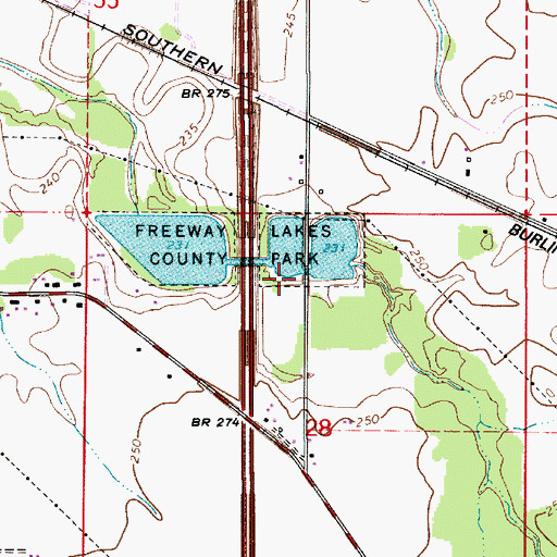 Topographic Map of Freeway Lakes County Park Middle Freeway Lake Boat Ramp, OR