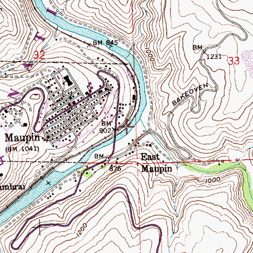 Topographic Map of Maupin City Park Boat Launch, OR