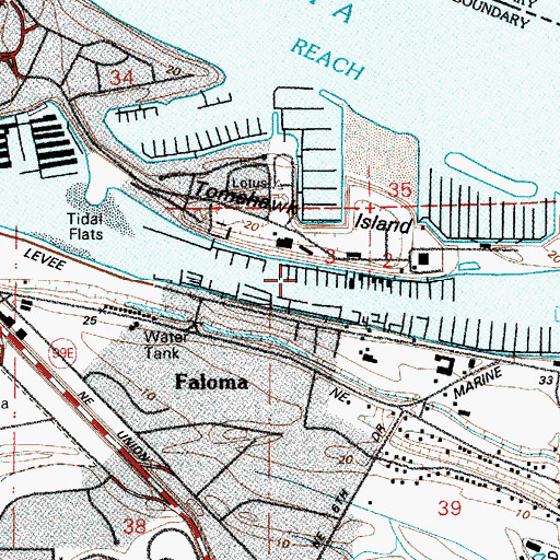 Topographic Map of McCuddy's Hayden Island Marina, OR