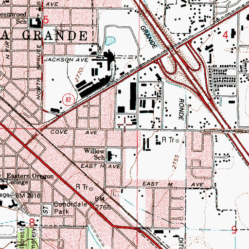 Topographic Map of Union County Center for Human Development Office, OR