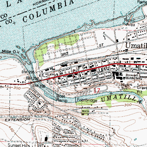 Topographic Map of Umatilla Public Library, OR