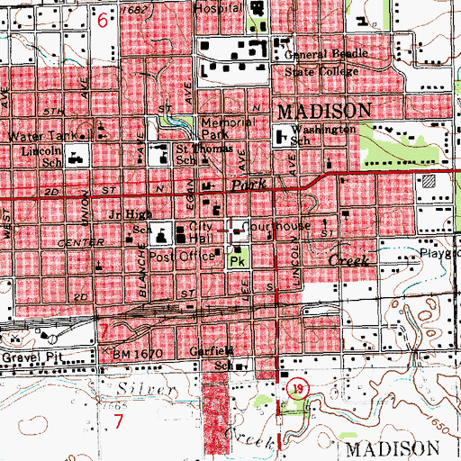 Topographic Map of Lake County Courthouse, SD