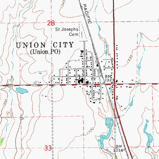 Topographic Map of Union City High School, OK
