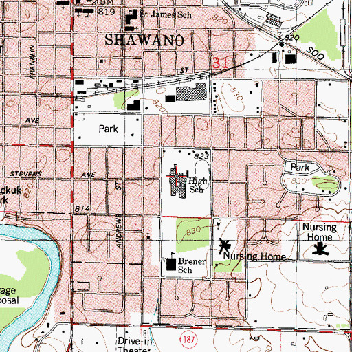 Topographic Map of Shawano Community Middle School, WI