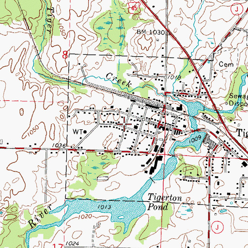 Topographic Map of Tigerton Elementary School, WI