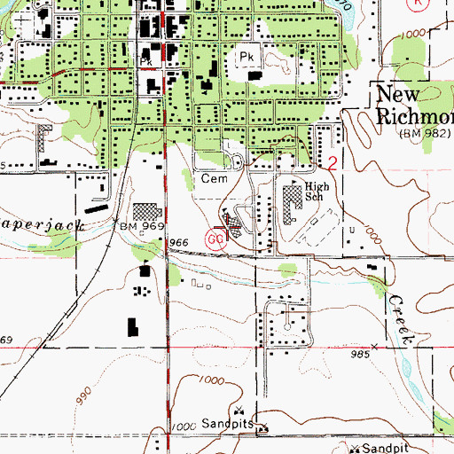 Topographic Map of New Richmond West Elementary School, WI